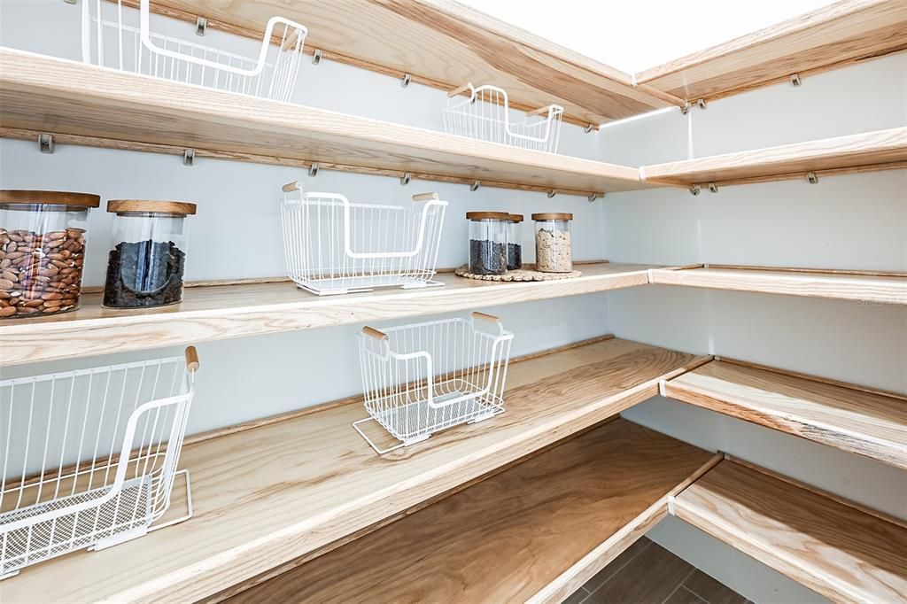 На продажу: $884,990 (4 спален, 3 ванн, 2938 Квадратных фут)