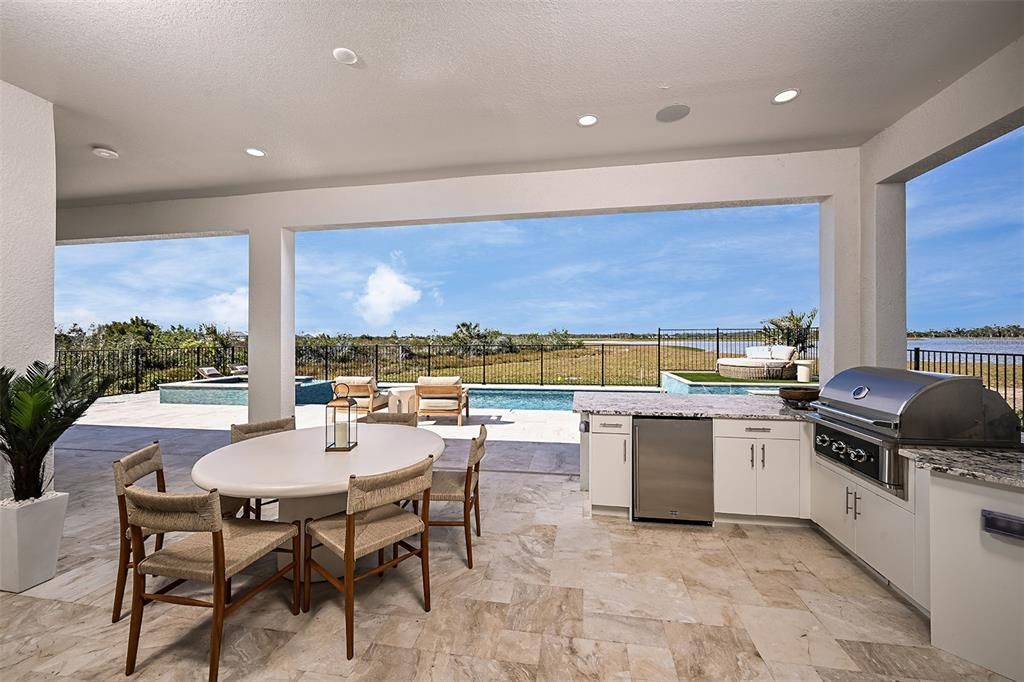 На продажу: $884,990 (4 спален, 3 ванн, 2938 Квадратных фут)