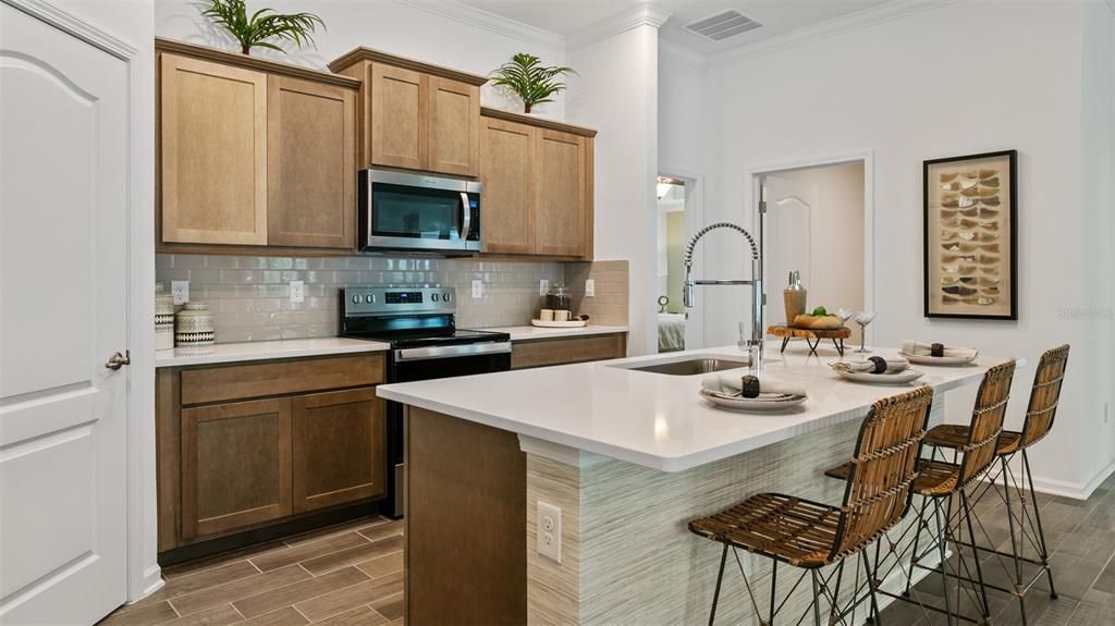 Active With Contract: $351,990 (2 beds, 2 baths, 1799 Square Feet)