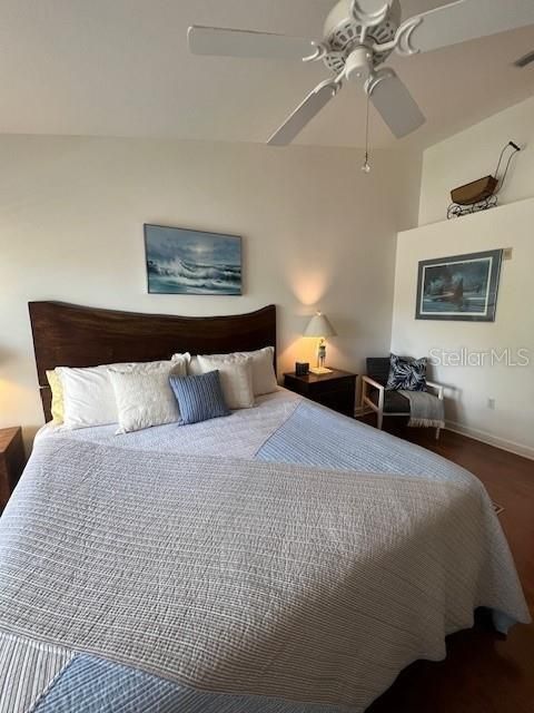 В аренду: $4,500 (2 спален, 2 ванн, 1324 Квадратных фут)