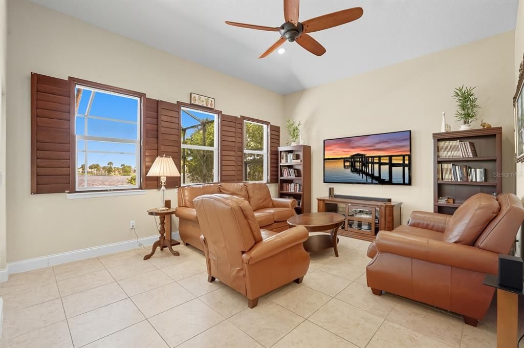 待售: $1,350,000 (4 贝兹, 4 浴室, 2541 平方英尺)