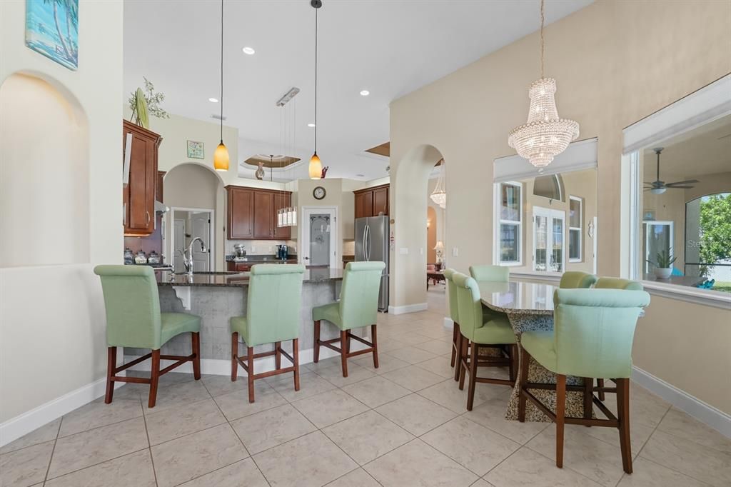 待售: $1,350,000 (4 贝兹, 4 浴室, 2541 平方英尺)