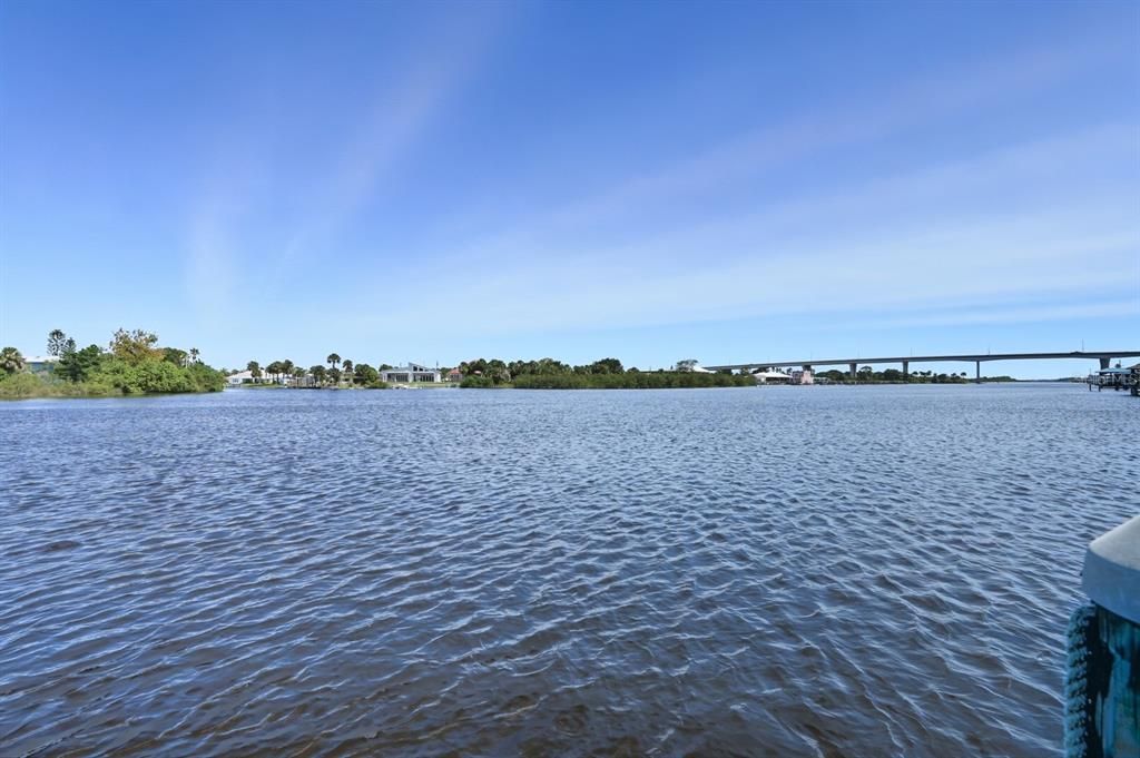 待售: $1,350,000 (4 贝兹, 4 浴室, 2541 平方英尺)