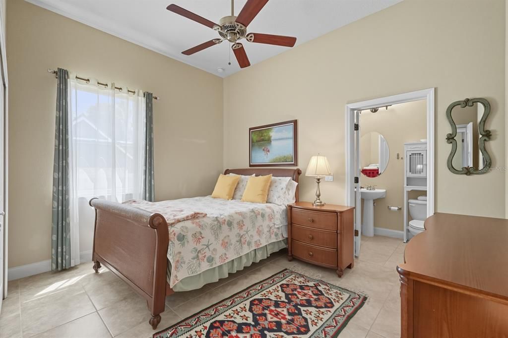 待售: $1,350,000 (4 贝兹, 4 浴室, 2541 平方英尺)