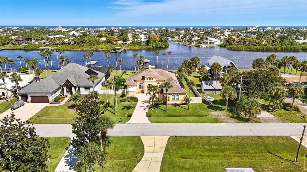 待售: $1,350,000 (4 贝兹, 4 浴室, 2541 平方英尺)