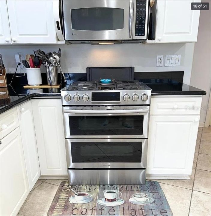 出租: $8,500 (4 贝兹, 3 浴室, 2256 平方英尺)