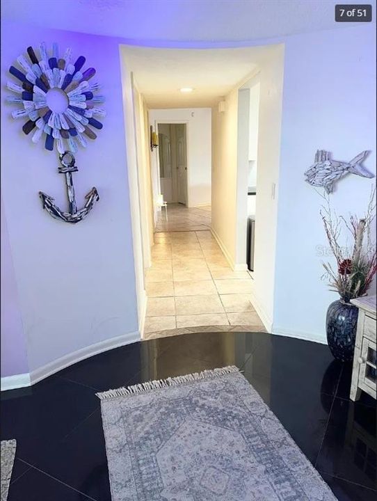 出租: $8,500 (4 贝兹, 3 浴室, 2256 平方英尺)