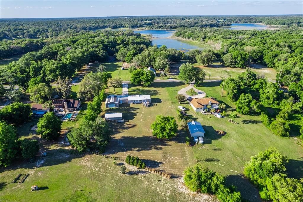 Под контрактом: $298,975 (4 спален, 2 ванн, 1512 Квадратных фут)