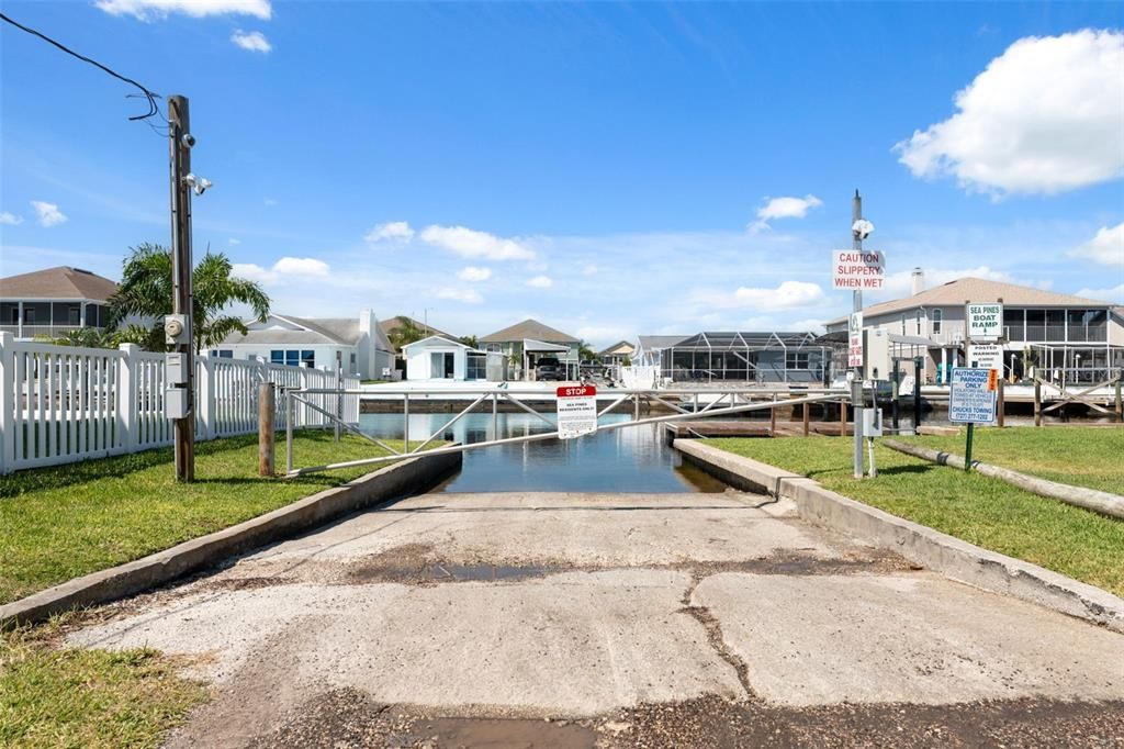 For Sale: $29,000 (0.17 acres)