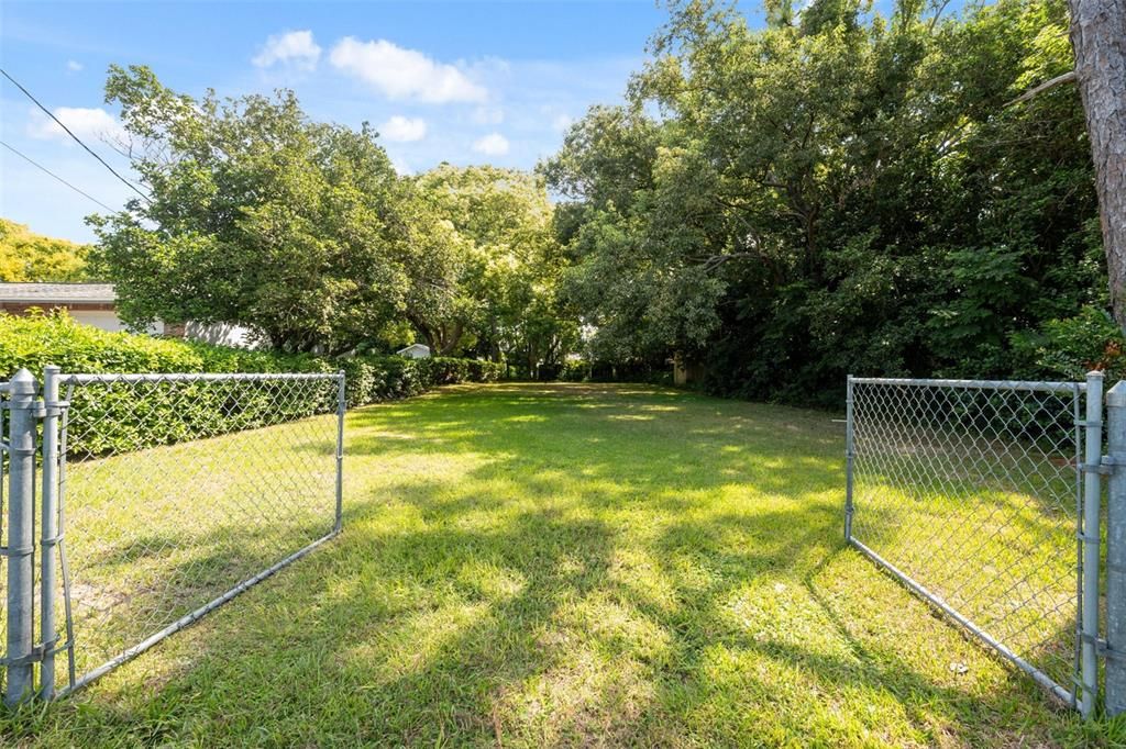 For Sale: $29,000 (0.17 acres)