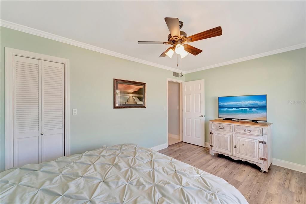 For Sale: $669,000 (3 beds, 2 baths, 2141 Square Feet)