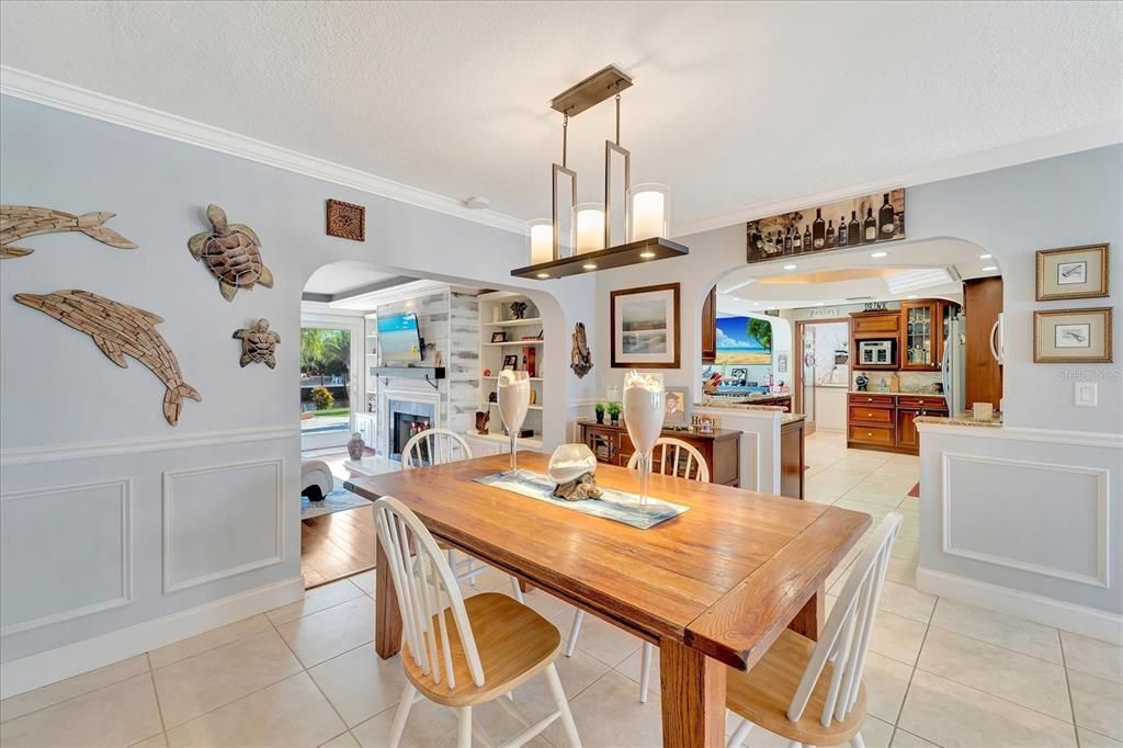 For Sale: $669,000 (3 beds, 2 baths, 2141 Square Feet)