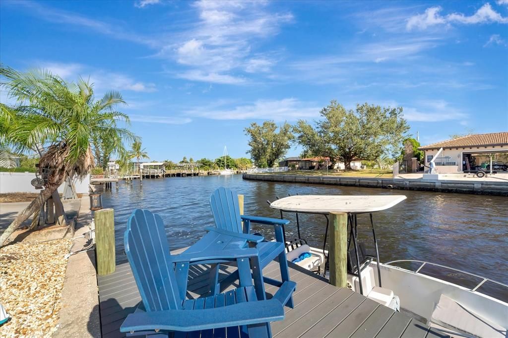 For Sale: $669,000 (3 beds, 2 baths, 2141 Square Feet)