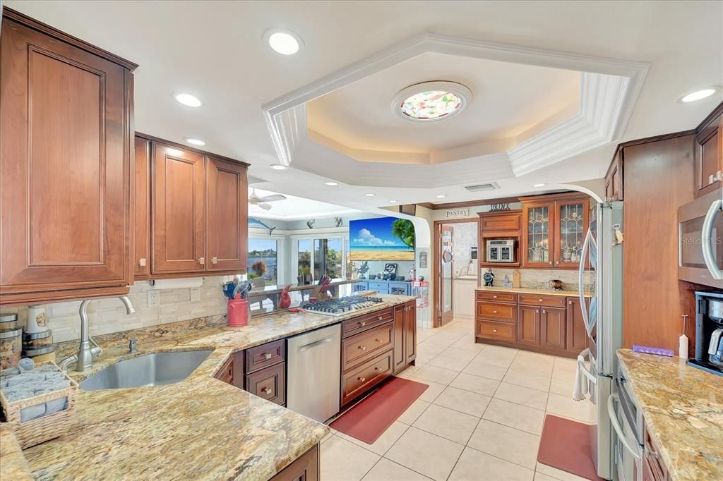 For Sale: $669,000 (3 beds, 2 baths, 2141 Square Feet)