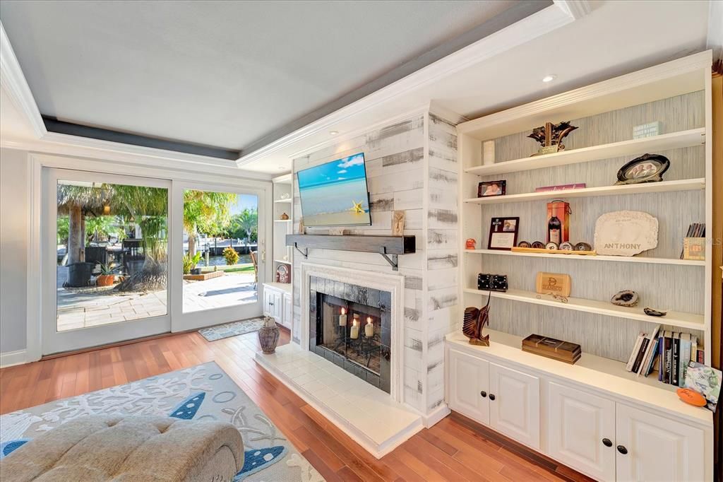 For Sale: $669,000 (3 beds, 2 baths, 2141 Square Feet)