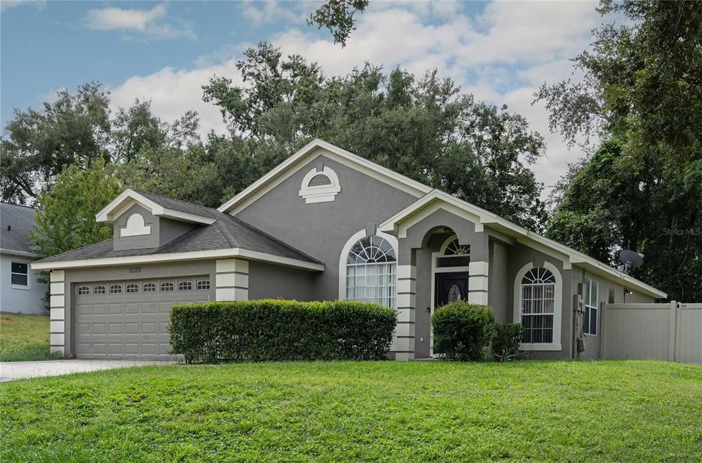 最近售出: $355,000 (3 贝兹, 2 浴室, 1833 平方英尺)