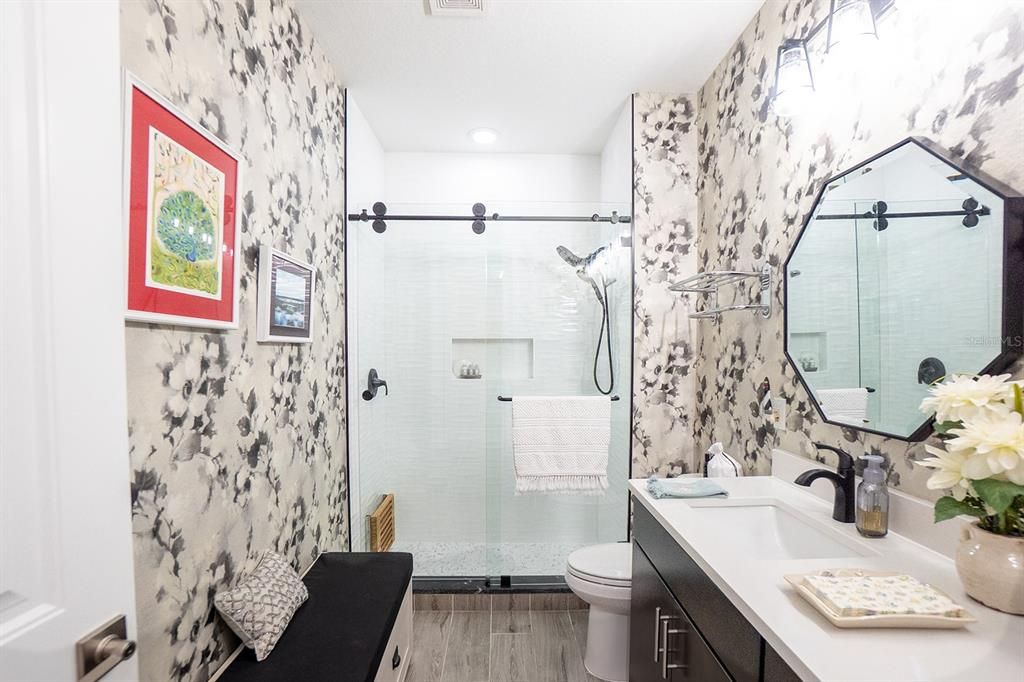 待售: $679,000 (4 贝兹, 2 浴室, 2600 平方英尺)