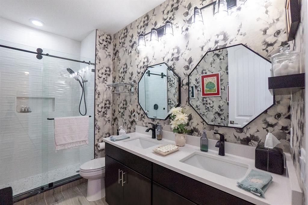 待售: $679,000 (4 贝兹, 2 浴室, 2600 平方英尺)