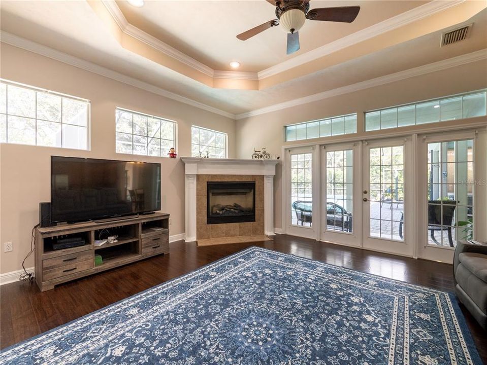 На продажу: $649,900 (4 спален, 3 ванн, 2507 Квадратных фут)