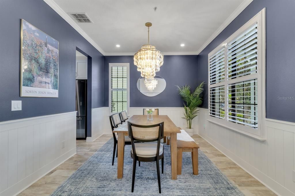 Под контрактом: $675,000 (3 спален, 2 ванн, 1858 Квадратных фут)