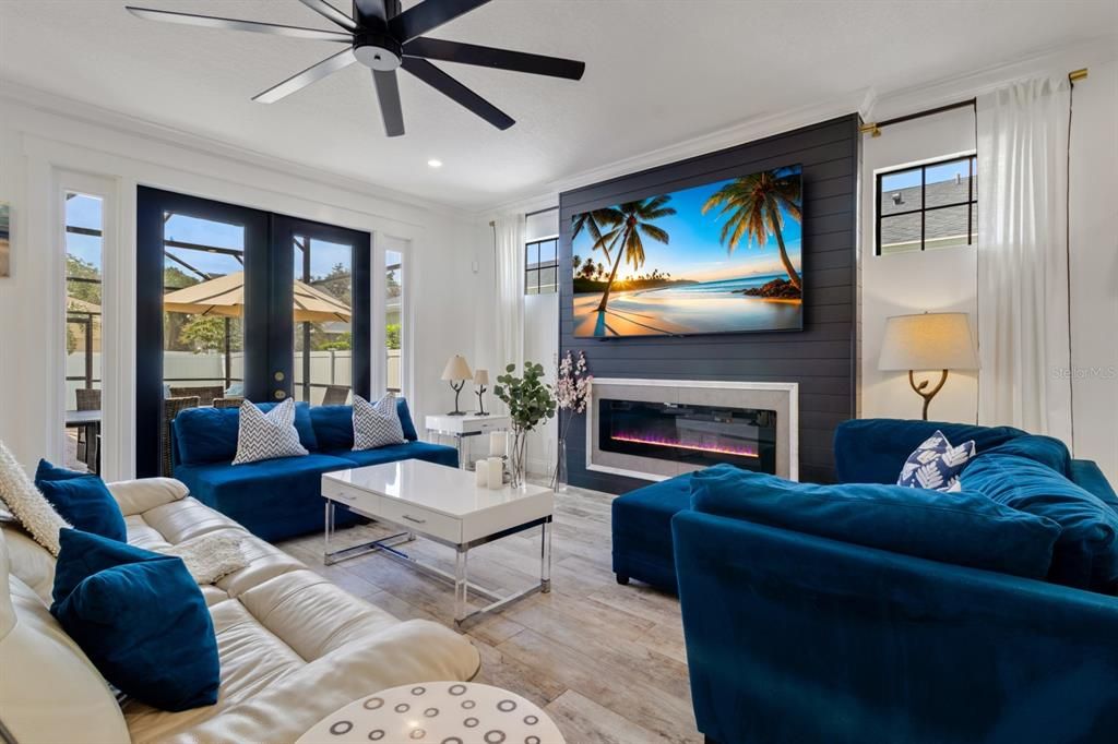 Под контрактом: $675,000 (3 спален, 2 ванн, 1858 Квадратных фут)