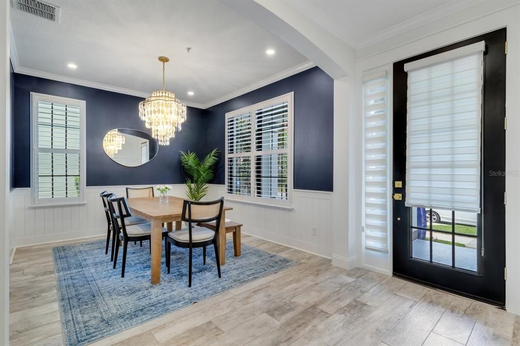 Под контрактом: $675,000 (3 спален, 2 ванн, 1858 Квадратных фут)