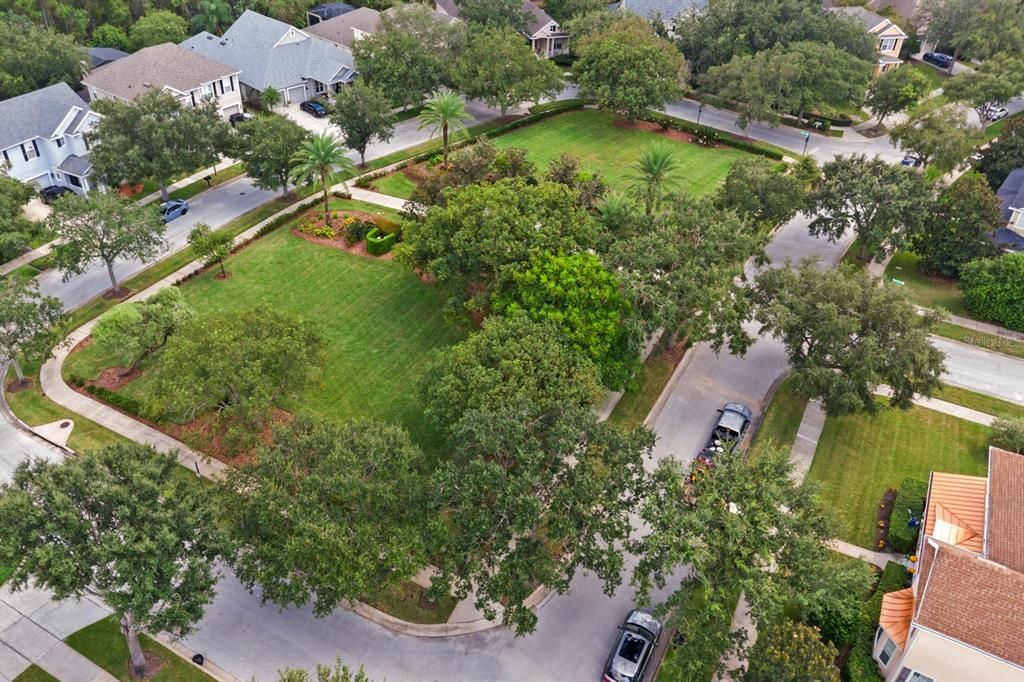 Под контрактом: $675,000 (3 спален, 2 ванн, 1858 Квадратных фут)