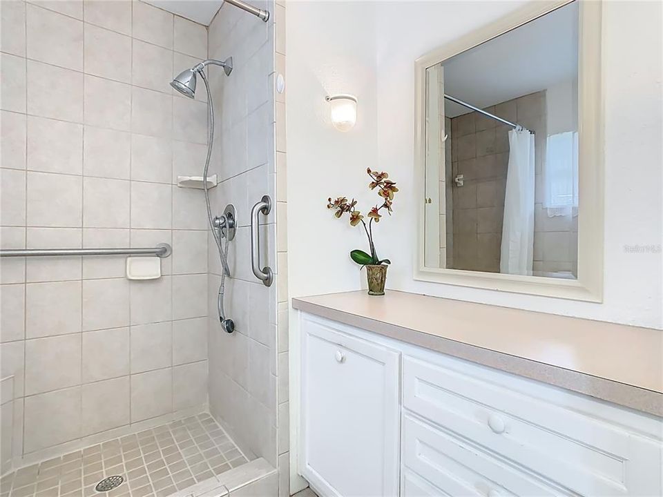 For Sale: $325,000 (4 beds, 2 baths, 2430 Square Feet)