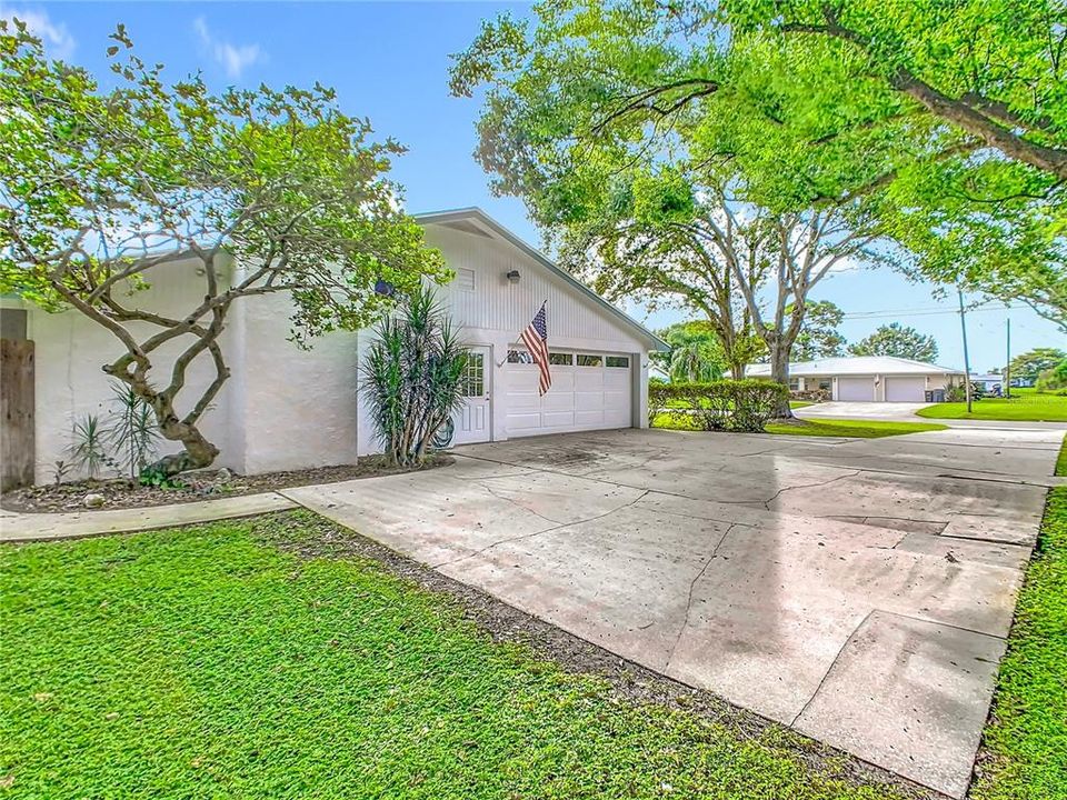 For Sale: $325,000 (4 beds, 2 baths, 2430 Square Feet)