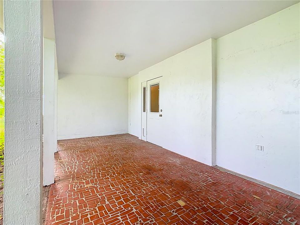 For Sale: $325,000 (4 beds, 2 baths, 2430 Square Feet)