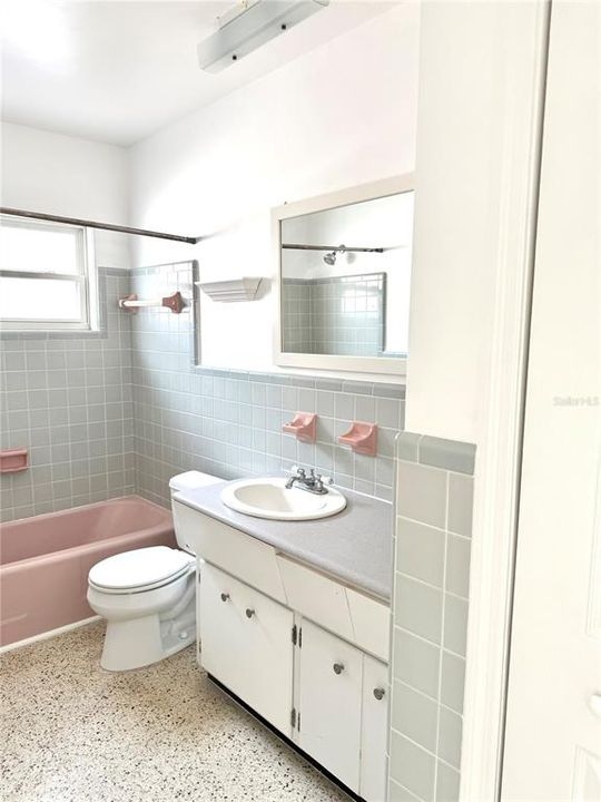 Active With Contract: $1,850,000 (8 beds, 0 baths, 3104 Square Feet)