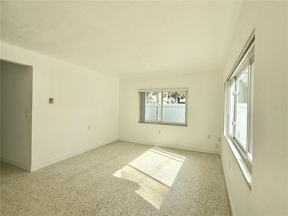 Active With Contract: $1,850,000 (8 beds, 0 baths, 3104 Square Feet)