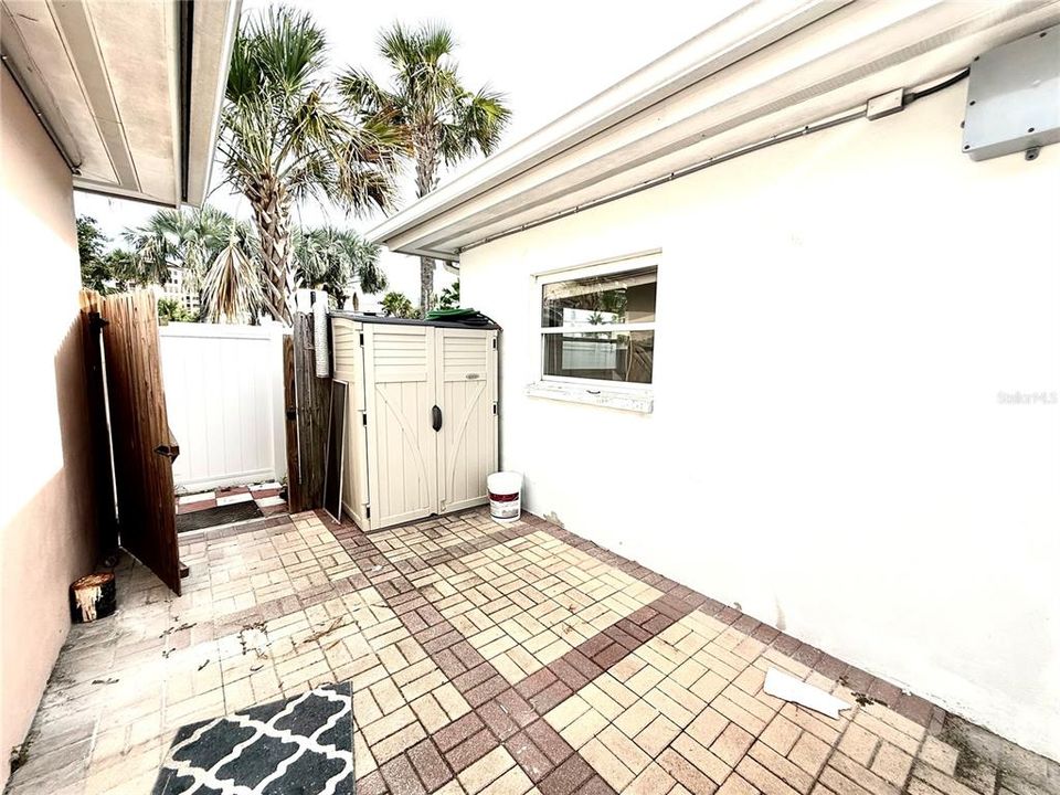 Active With Contract: $1,850,000 (8 beds, 0 baths, 3104 Square Feet)