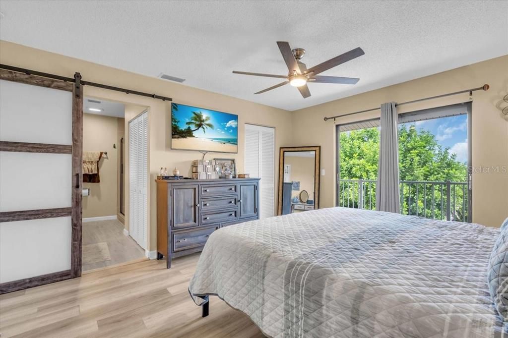 На продажу: $295,000 (4 спален, 2 ванн, 1510 Квадратных фут)