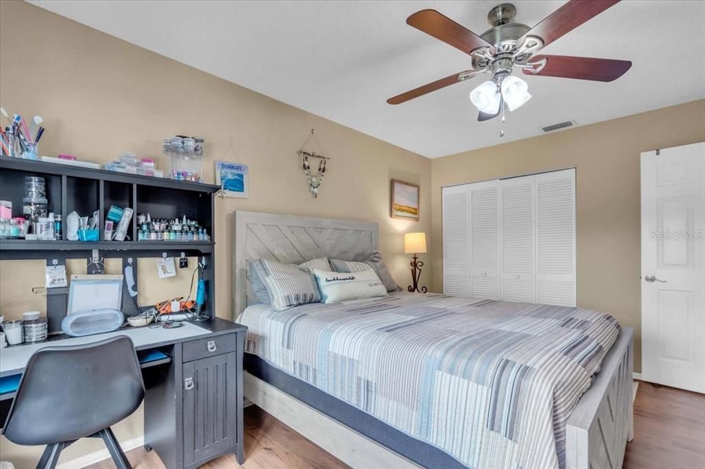 На продажу: $295,000 (4 спален, 2 ванн, 1510 Квадратных фут)