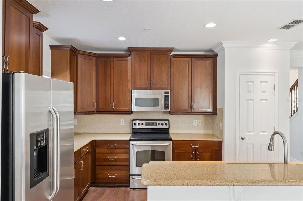 待售: $710,000 (3 贝兹, 2 浴室, 1673 平方英尺)