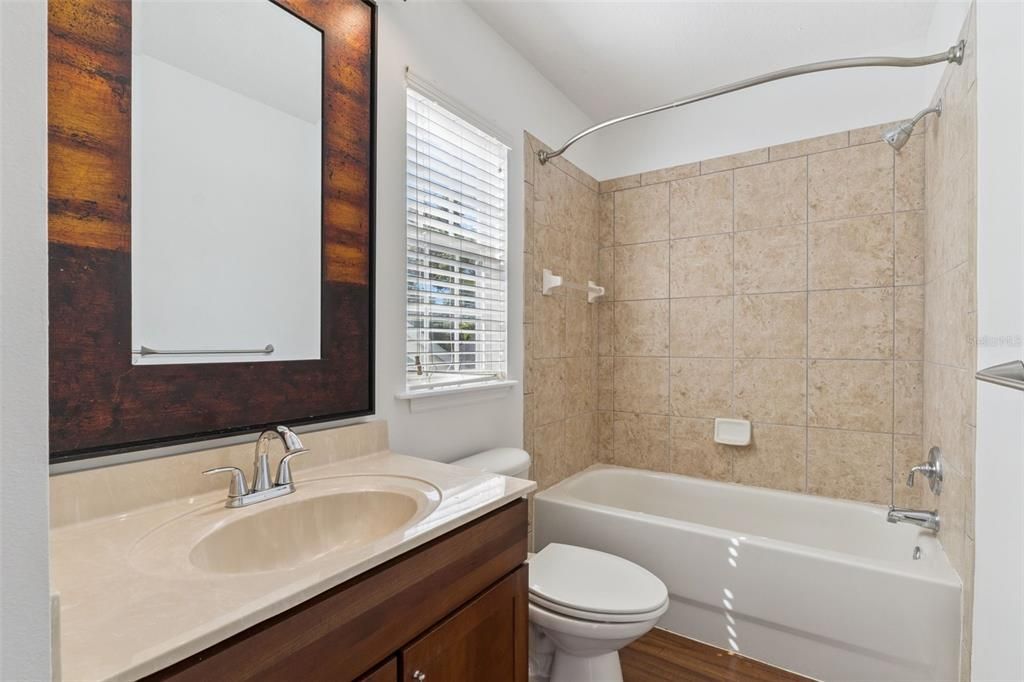 待售: $710,000 (3 贝兹, 2 浴室, 1673 平方英尺)