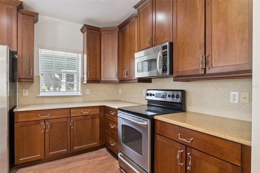 待售: $710,000 (3 贝兹, 2 浴室, 1673 平方英尺)