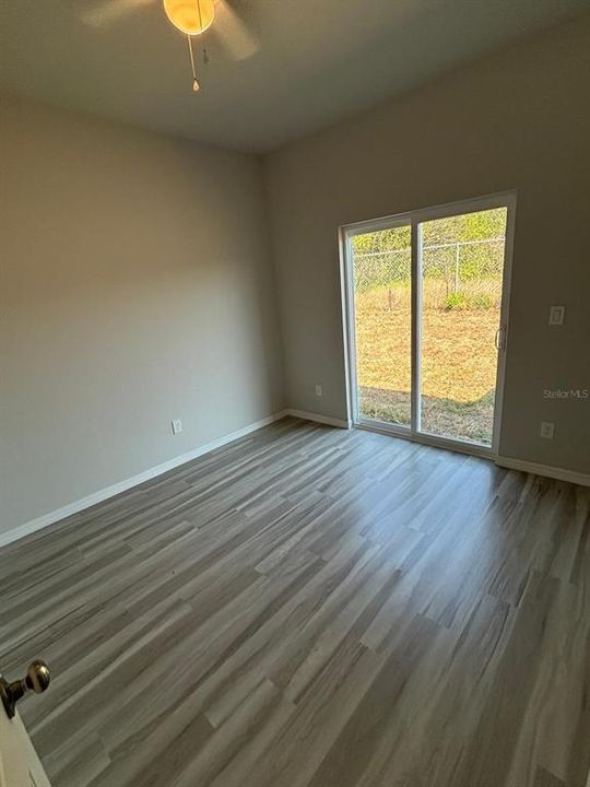 出租: $1,775 (3 贝兹, 2 浴室, 1600 平方英尺)