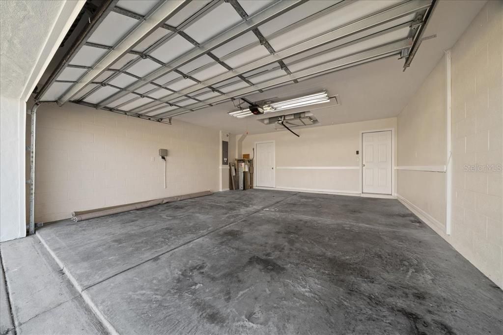 Activo con contrato: $269,990 (3 camas, 2 baños, 1860 Pies cuadrados)