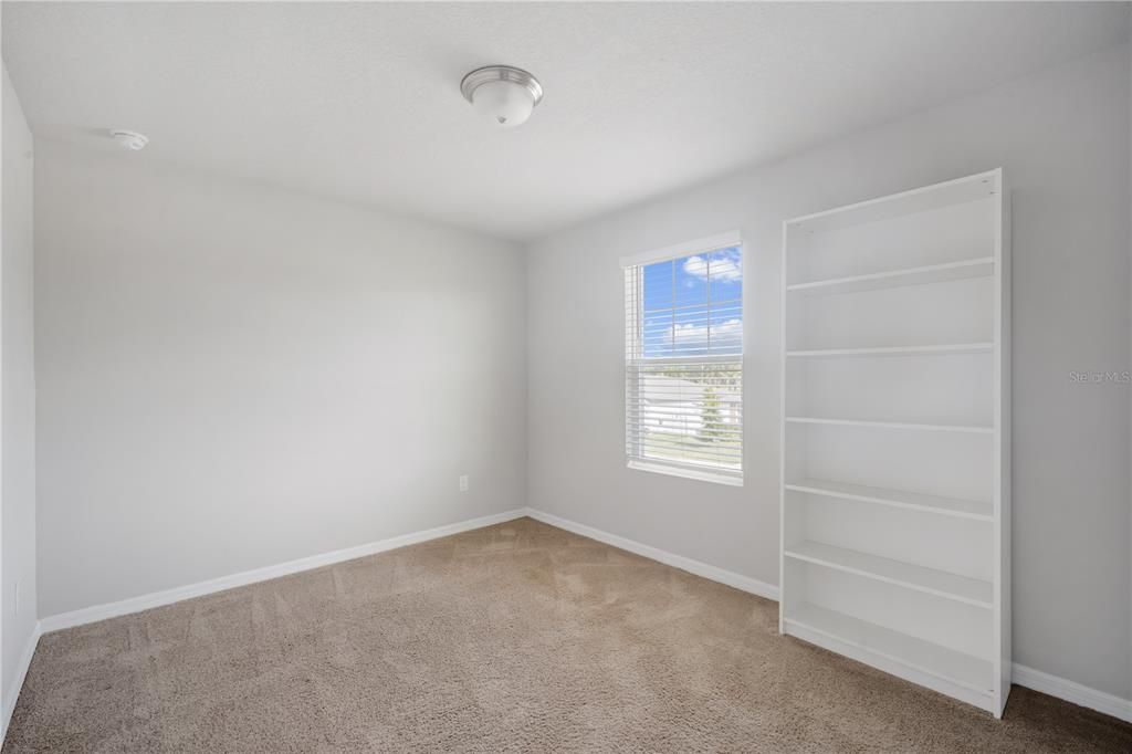 For Rent: $2,300 (4 beds, 3 baths, 1985 Square Feet)