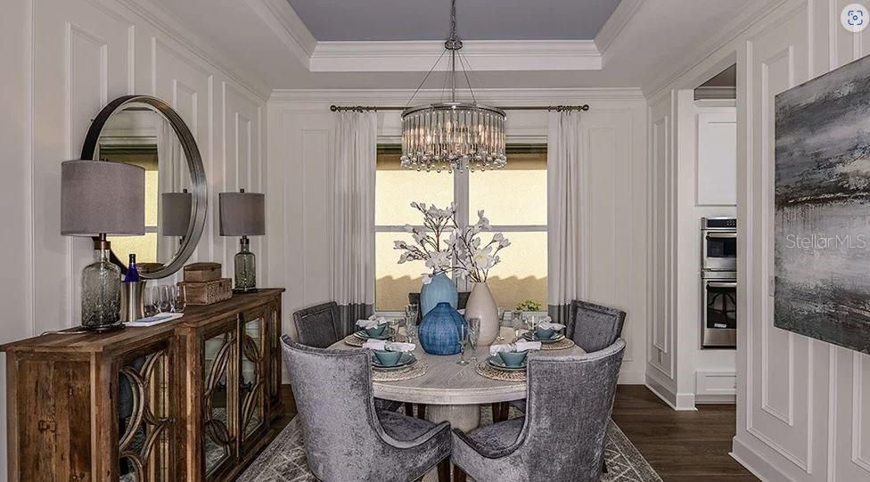 合同活跃: $564,999 (3 贝兹, 3 浴室, 2152 平方英尺)