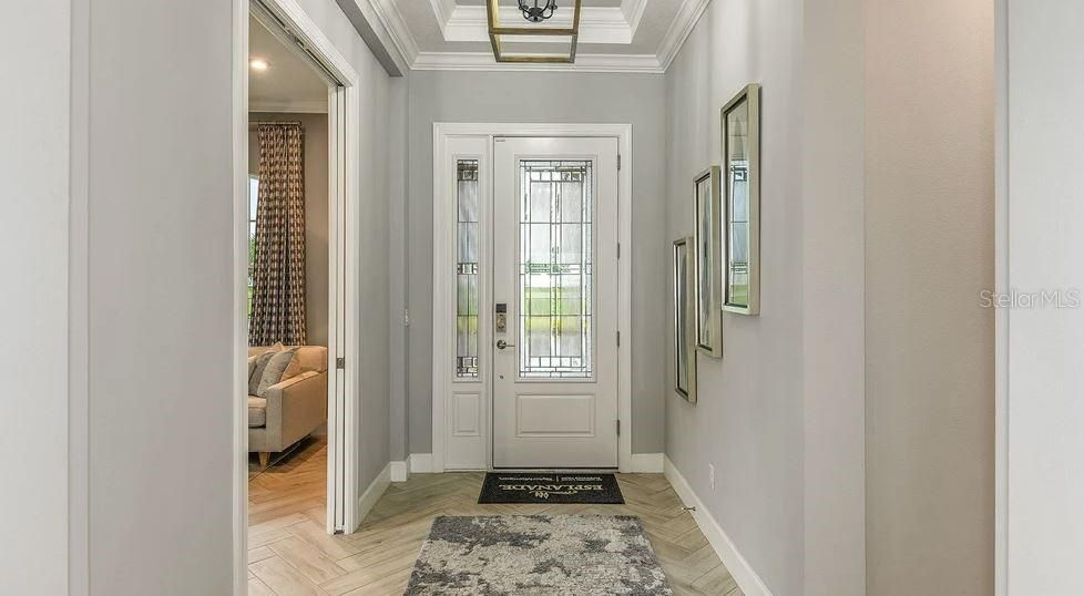 合同活跃: $564,999 (3 贝兹, 3 浴室, 2152 平方英尺)