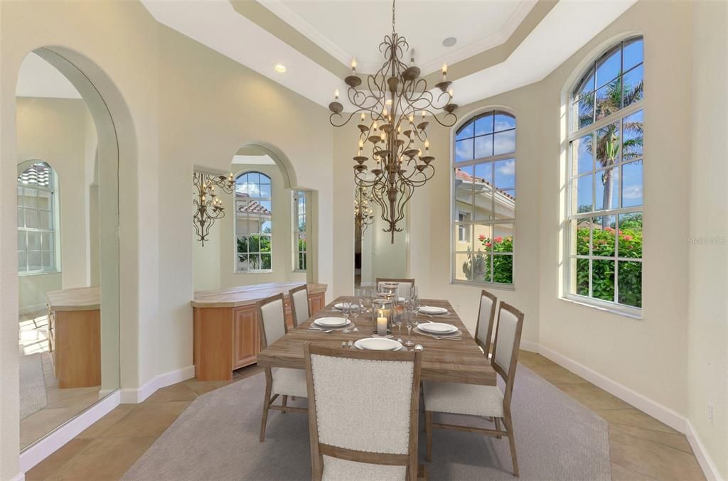 En Venta: $949,000 (4 camas, 3 baños, 3017 Pies cuadrados)