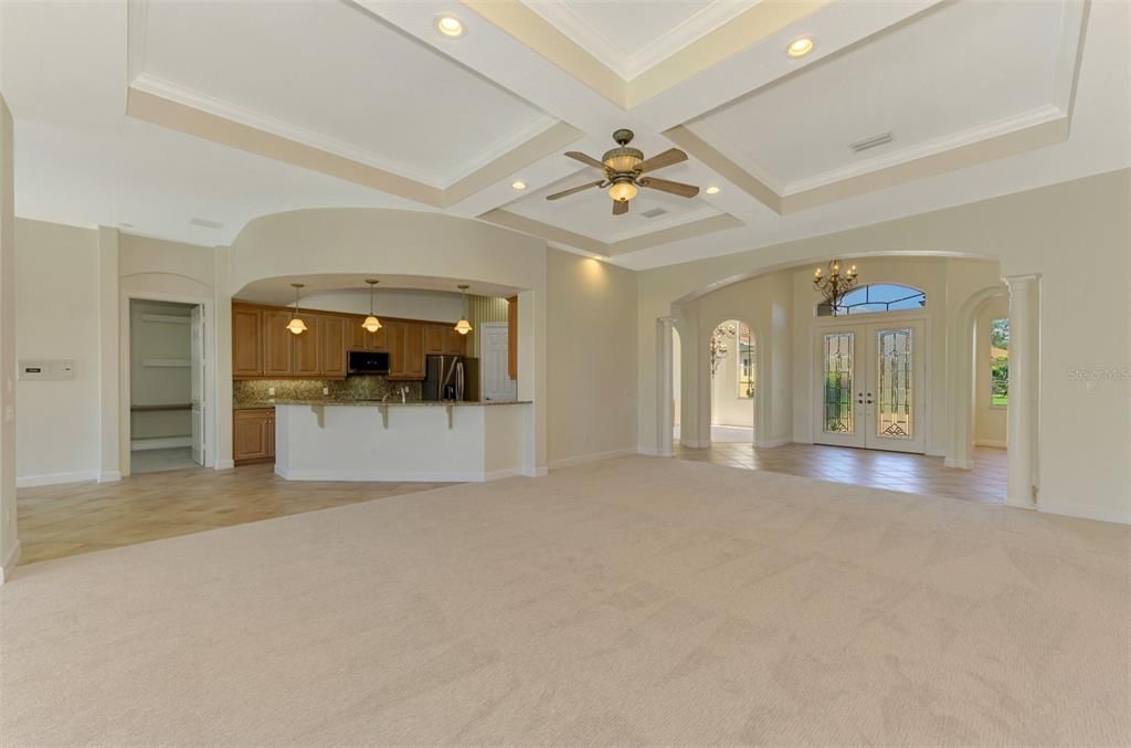 En Venta: $949,000 (4 camas, 3 baños, 3017 Pies cuadrados)