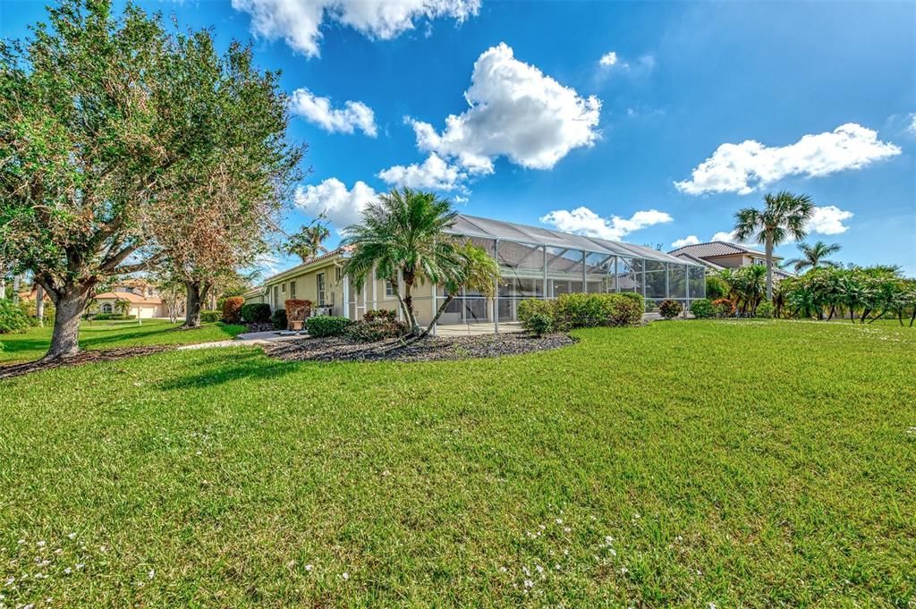 En Venta: $949,000 (4 camas, 3 baños, 3017 Pies cuadrados)