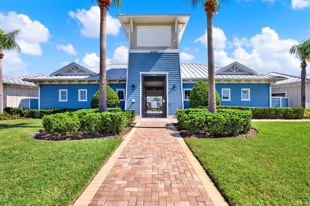 Active With Contract: $399,900 (3 beds, 2 baths, 1504 Square Feet)