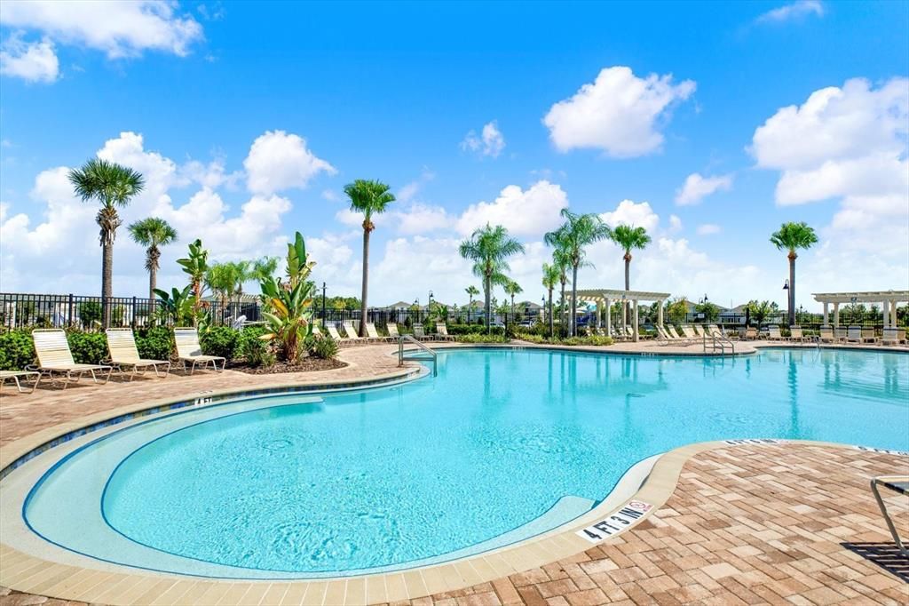 Active With Contract: $399,900 (3 beds, 2 baths, 1504 Square Feet)