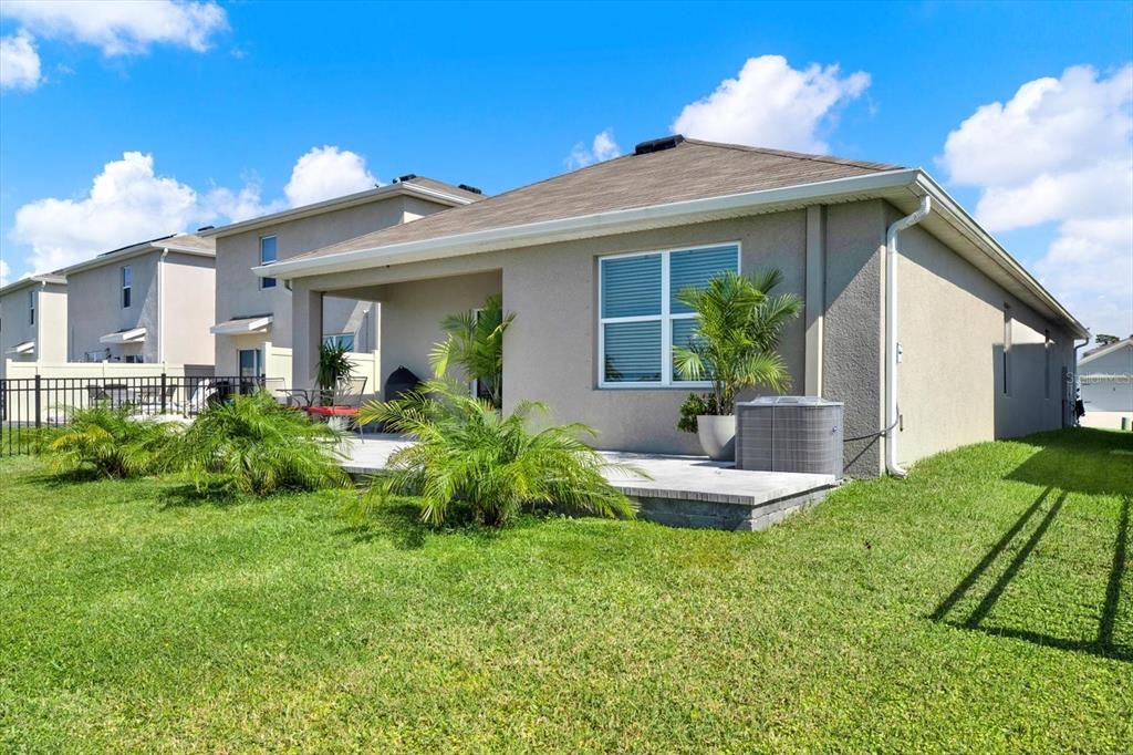 Active With Contract: $399,900 (3 beds, 2 baths, 1504 Square Feet)