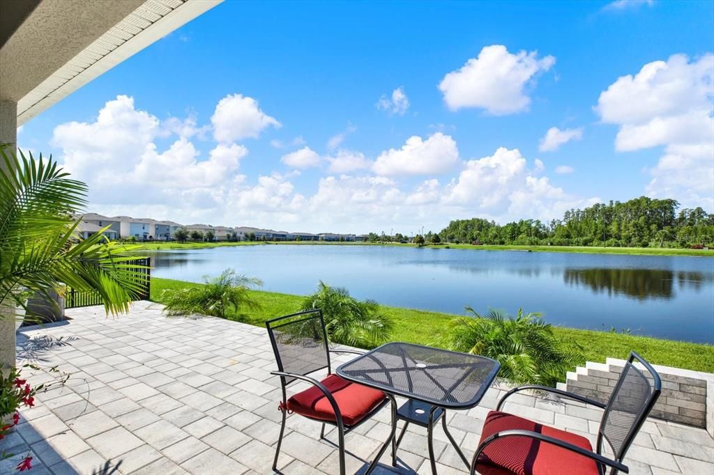 Active With Contract: $399,900 (3 beds, 2 baths, 1504 Square Feet)